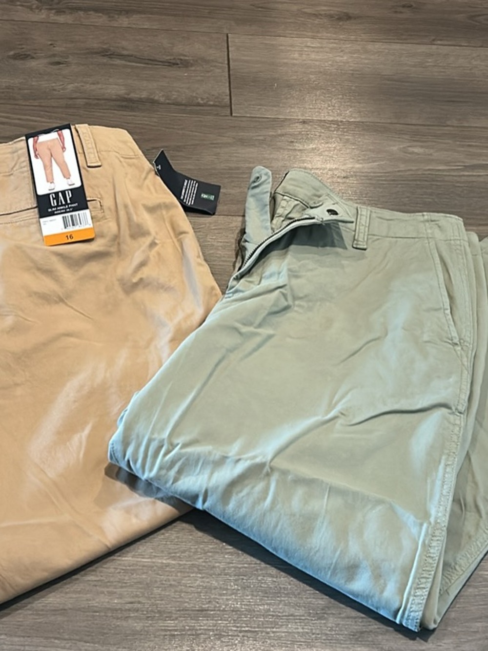 GAP Two-Pack WOMENS Chinos in Khaki and Sage Green